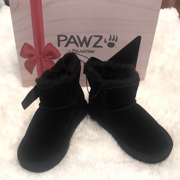 NWT PAWS by BEARPAW kids size 10 Boot - Picture 2 of 6